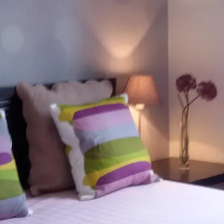 公寓 Bel Lumineux, 70m2, 3 Chambres, Proche Zenith Et Hippodrome De 凯恩